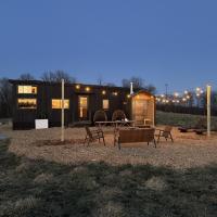 The Retreat on the Ranch (INSANE VIEW), hotel poblíž Chester County G O Carlson Airport - CTH, Gap