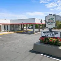 Casa Del Mar Hotel، فندق في Willoughby Beach