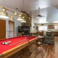 Upper Cascades, hotell i Yosemite West