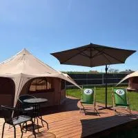 Dolina Królów Czersk glamping pole namiotowe, hotel en Czersk