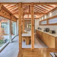 Hanok spa stay 소연정, ξενοδοχείο σε Andong
