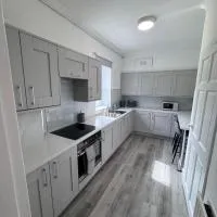 Helensburgh Central Apartment - Macaulay Letting, hotel din Helensburgh
