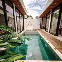 Shanti Vilas Pererenan 01, hotel i Mengwi