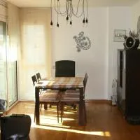 Alojamiento luminoso y bien ubicado en Terrassa Barcelona, hotell sihtkohas Terrassa