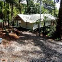 Rio Celeste में, होटल Volcano Tenorio Glamping Ranch - 3 Tents