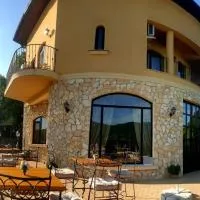 Pensiunea Casa Mircea & Restaurant、エシェルニツァのホテル