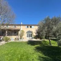 Hotel Le Moulin du Château, hotel di Saint-Laurent-du-Verdon