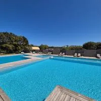 Charmant T2 climatisé avec terrasse à 5min des plages, hotel sa Lecci