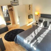 Junges Appartement โรงแรมในไวเคอร์ไซม์