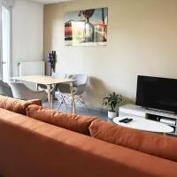Appartement proche grands axes - parking privé, ξενοδοχείο σε Pierre-Benite