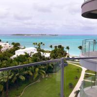 5th Floor Condo at ONE Cable Beach, готель у Нассау