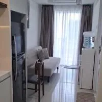 1BR Skylounge Apartment Makassar, hotel in Manda