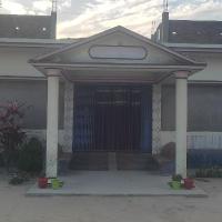 Anand Homestay, hotel poblíž Letiště Dhangarhi - DHI, Mādho Tānda