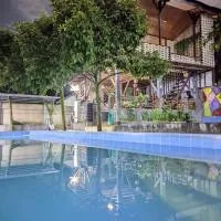Lembuak में, होटल Sarasutha hotel and pool