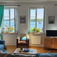 Appartement de charme en duplex face au port de Barfleur: Barfleur şehrinde bir otel