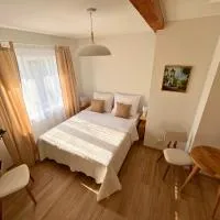 Dom Przy Czerwonym Szlaku - The Red Trail Cottage, Hotel in Cisiec