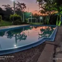 Excelente Sitio em Juatuba, hotel en Juatuba