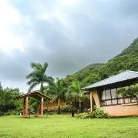 Rajlok Resort, khách sạn ở Pune