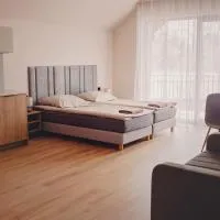 Beztroska Zatoka - ośrodek wypoczynkowy Jacuzzi & Sauna, hotel a Połajewo