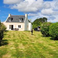 Renovated house 3 bedrooms, sleeps 9, Hotel in der N&auml;he vom Belle Ile En Mer Airport - BIC, Le Palais