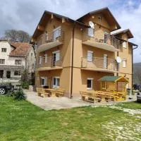 Apartmani Šćit, хотел в Šćit