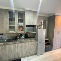 At Durrant guesthouse, hotel near Waterkloof (FAWK) - WKF, Pretoria