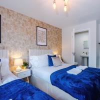 3 BDR 3 WC - Lux Stay- Walk to Airport & JLR Halewood-Speke Boulevard - Driveway Parking 6 Beds Sleeps 9- Liverpool Waters-Docks- Bank Arena- Regular Work Stays Available - Samina -ARZ Stays, hotel near Liverpool John Lennon Airport - LPL, Liverpool