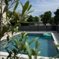 Apartman Kata, хотел в Шмрика