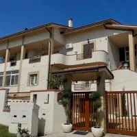 Appartamento IN VILLA、Villalfonsinaのホテル