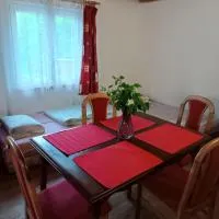 Letní chata u staré cihelny, hotell i Škvořetice