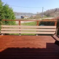 Spacious lake house: Bilieu şehrinde bir otel