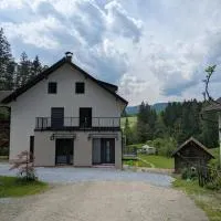 Fuchsbauerhof - Ferienwohnung, hôtel à Kniezenberg