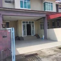 Homestay Atok Komando Bc Poly KB, hotel di Ketereh