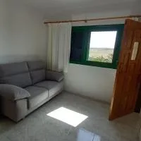 Uviya 2, hotel en Famara