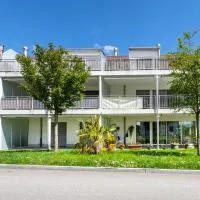 Dingqin'Home , 5425 Schneisingen, hotel em Schneisingen