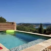 LA GRANGE - Maison de vacances - Entre lac et montagne، فندق في Liausson