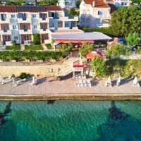 Pension Augustino, hôtel à Ražanac