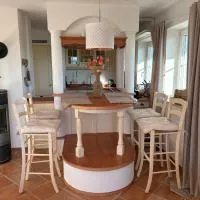 Ferienwohnung mit Herz Chiemsee, hotel en Chieming