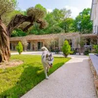 Chanelya - Havre de Paix au Coeur de la Forêt, hotel a Saint-Prix