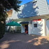 Rooms noclegi, hotel en Bytyń