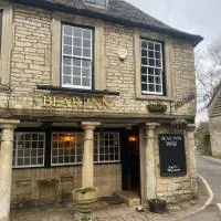 Bear Inn, hotel en Bisley