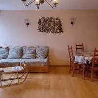 Superbe appart 6 personnes à Bois d 'Amont avec garage, Hotel in Bois-dʼAmont