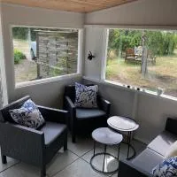 Charming Cottage in Räng Sand, хотел в Хьолвикен