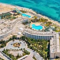 Khayam Garden Beach Resort & Spa، فندق في نابل