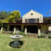 Jennys Farm Cottage, hotel em Robertson