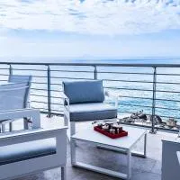Casa vacanza Paradiso sul mare a Brolo, hotel di Brolo