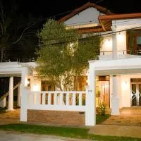 Serene Villa Airport Transit, hotell sihtkohas Katunayaka