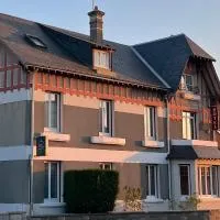 Logis Hôtel Le Saint Florent, hotel a Mont-près-Chambord