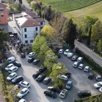 La Torre Hotel, viešbutis mieste Moie