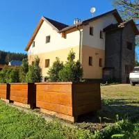 Vila Pohoda Javorníky s rozľahlým pozemkom, hotel v destinaci Makov